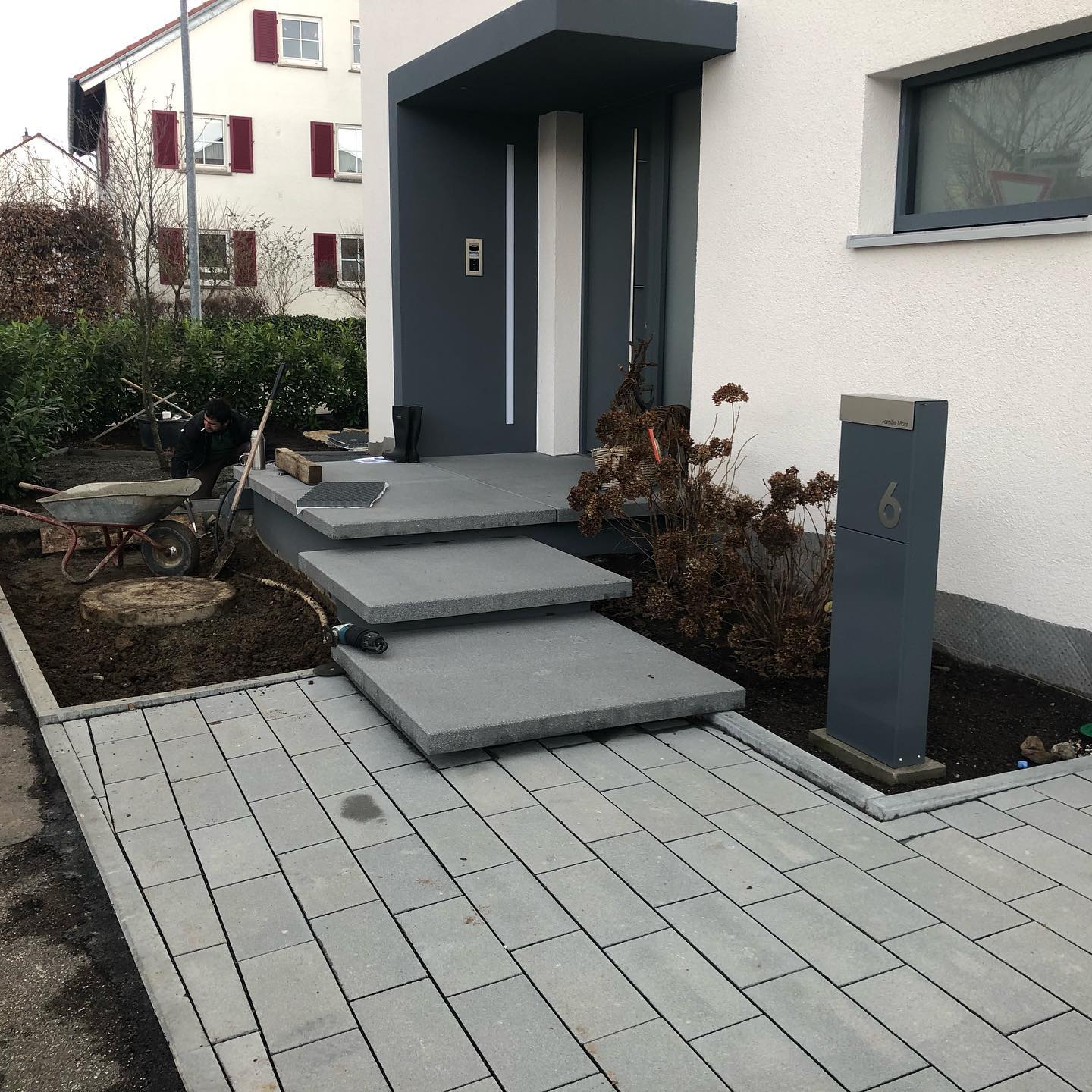 Neubau/Pflasterfläche inkl. Treppen